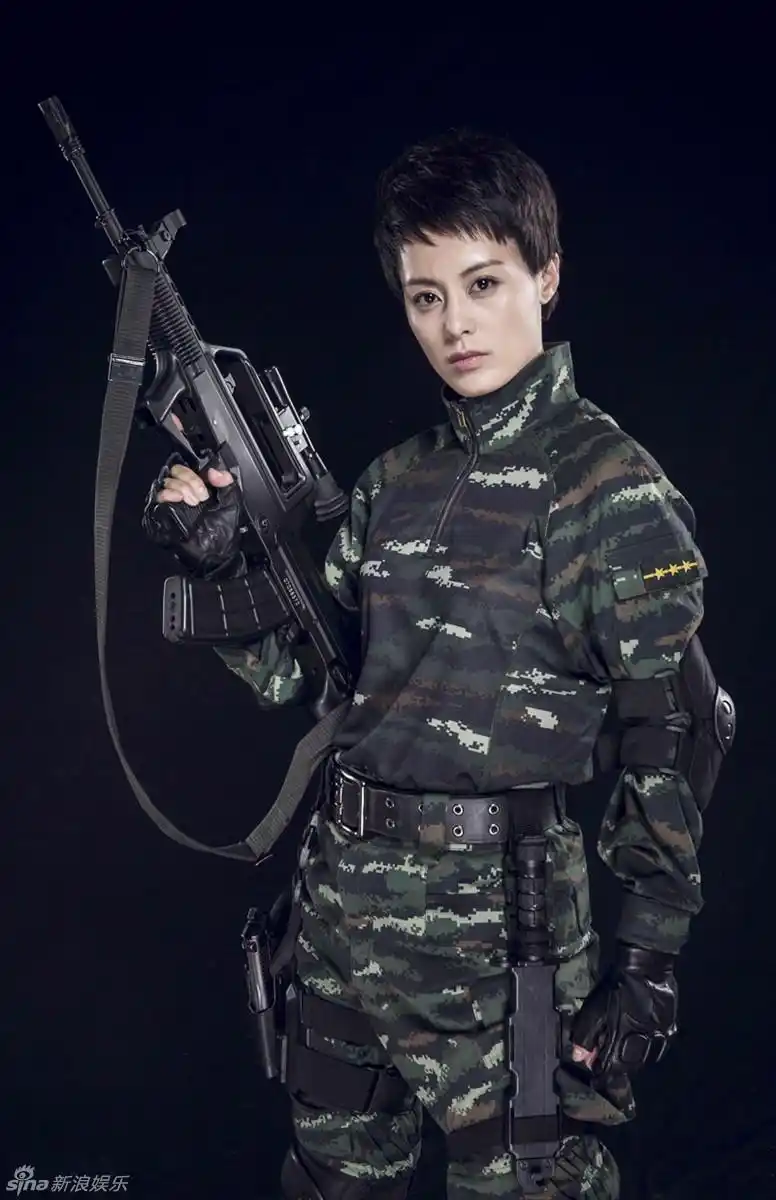 新浪娱乐讯 王力可主演的《反恐特战队》将于11月4日灯东方,重庆卫视.