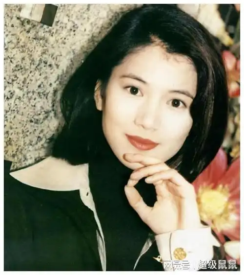 香港小姐冠军,被富豪包养,获张智霖"拯救",如今过得怎样|马|袁咏仪