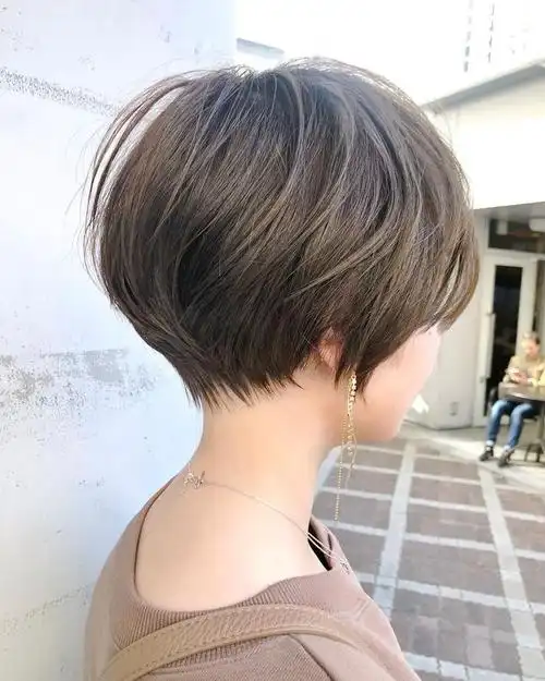 新时尚短发17款,蓬松立体很有型,剪完让你无烦恼|发型|碎发|外翘_网易