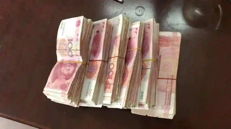 手上有60万现金,近两年该买房还是存银行?王健林早已给出答案