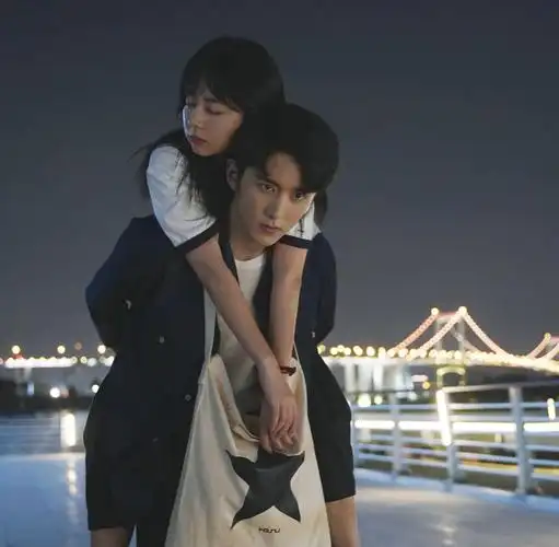 张新成 谭松韵,《以家人之名》喜剧片元素,看他俩互动太快乐了