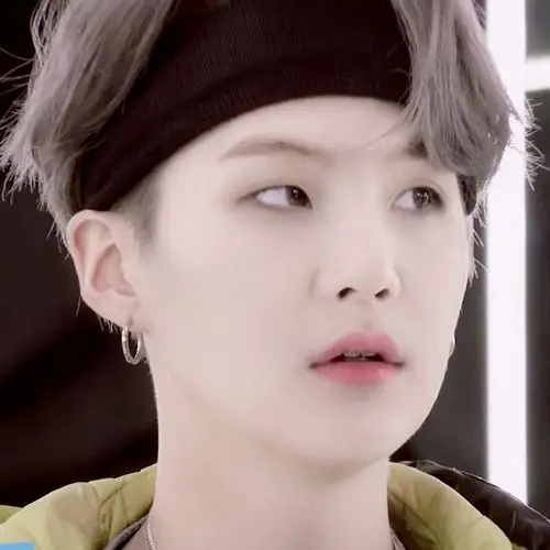 闵玧其suga 戴上发带 颜值解开封印的男人