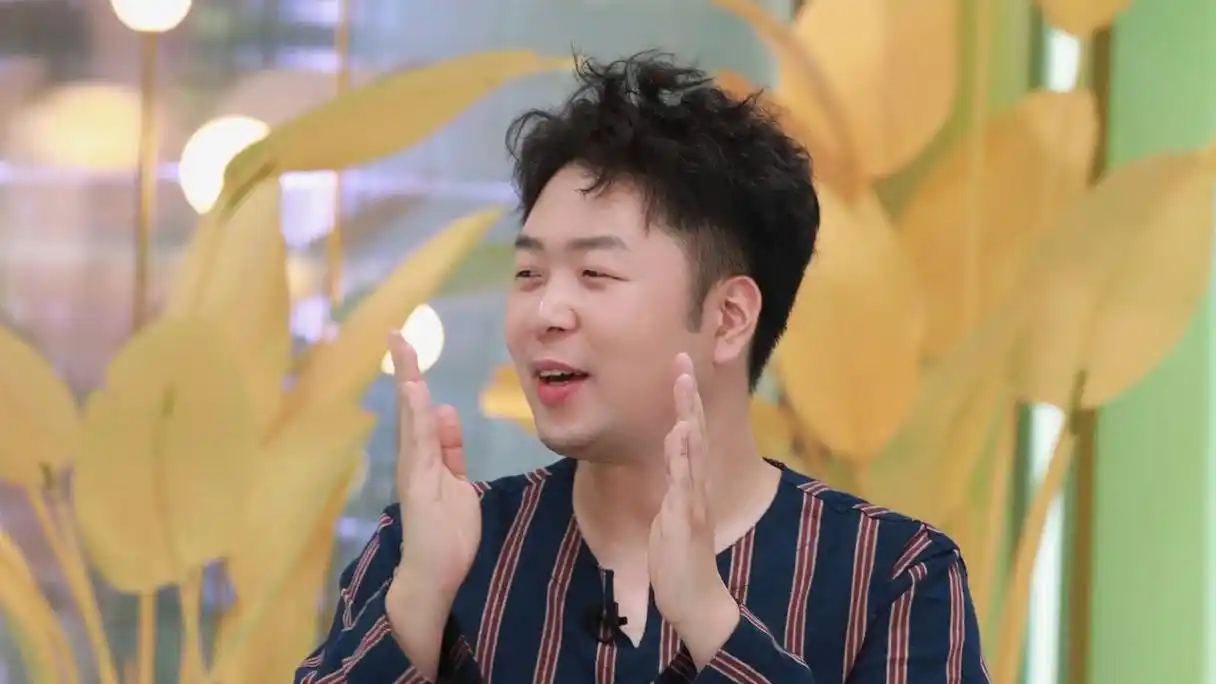 【秀恩爱】杜海涛沈梦辰双人健身,这运动姿势甜齁了_综艺_高清1080p