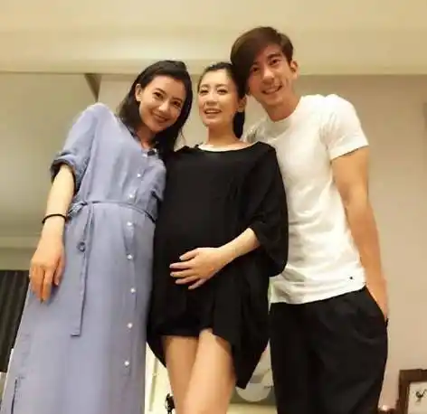 赵又廷父亲说漏嘴,继范玮琪谢娜熊黛林后,高圆圆也怀双胞胎?