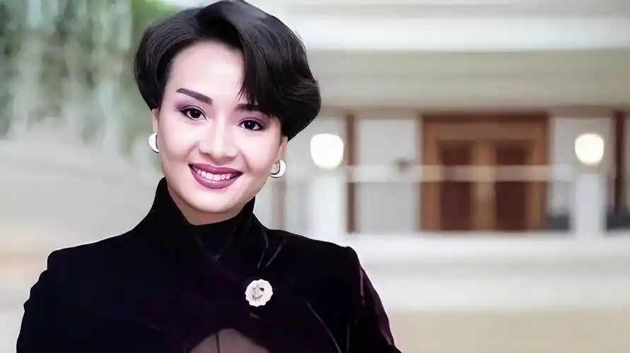 10位"昙花一现"的香港女配角,惊鸿一瞥便让人念念不忘,美上天
