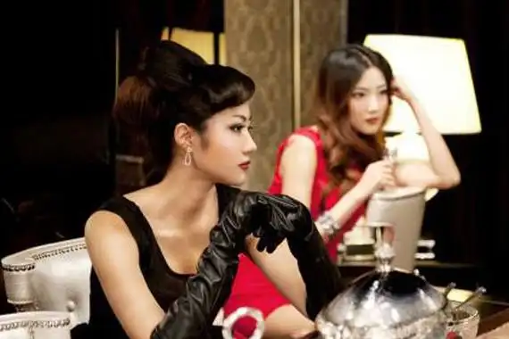 张云雷前女友孔瑶竹资料 大家都在拼搏的路上行走