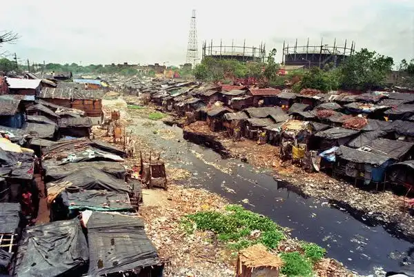 实拍印度街头脏乱真实景象,看完照片你还想去印度吗