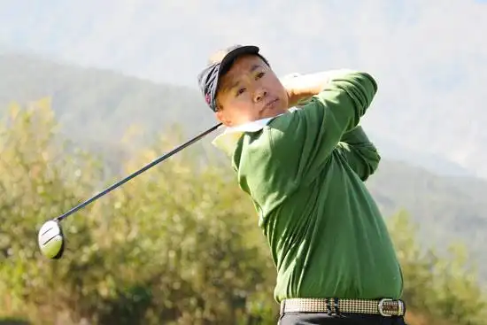 图文中国大理红塔杯名人慈善赛尹卓林