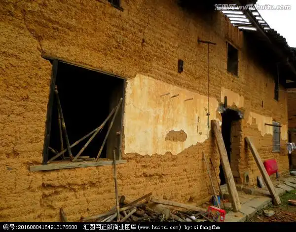 外婆家的土巴房