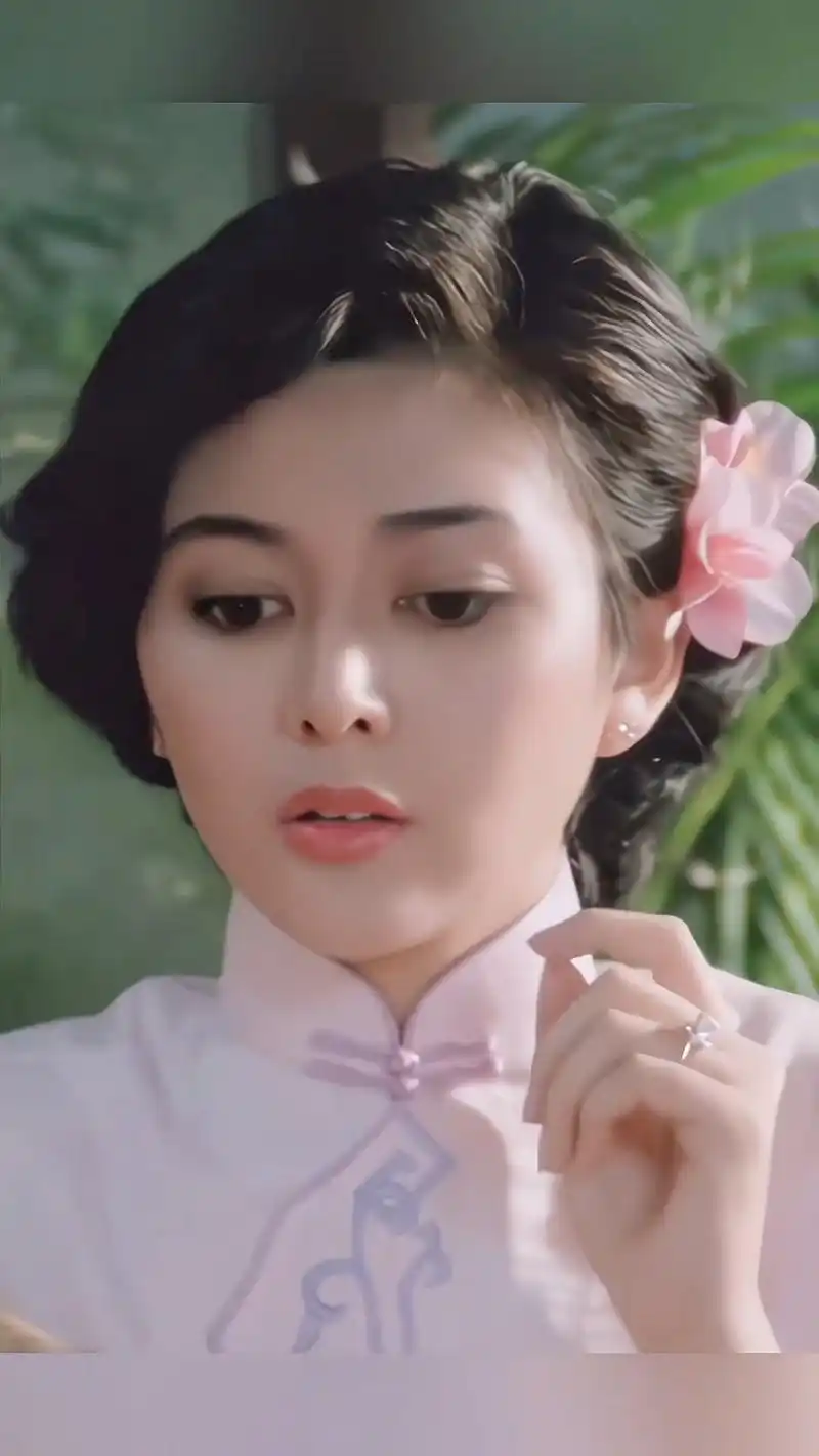 关之琳:从香江美人到传奇女性,她的人生比电影更精彩!