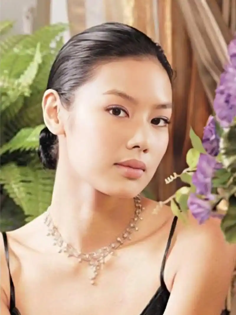 乐基儿早期的照片太美了!