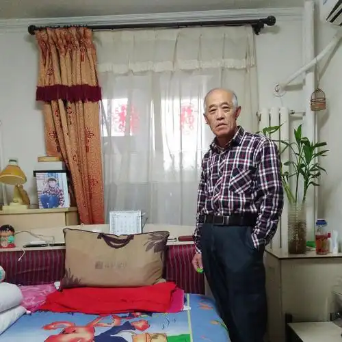 70岁丧偶男征婚照片(id:88429904)_北京征婚交友_珍爱网