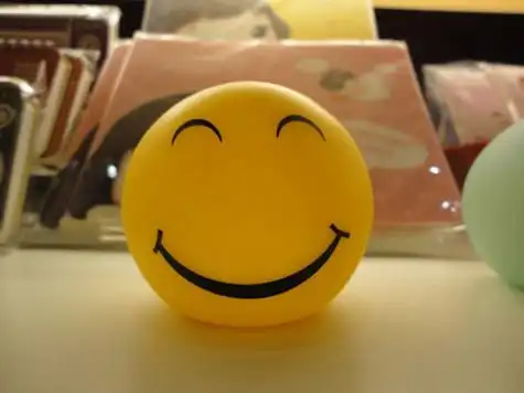 笑着面对每一天图片 -个性图片-唯美图片大全