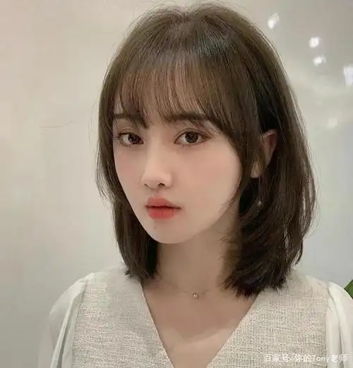 发型一换气质大变,"性感锁骨发 "女生一定要尝试