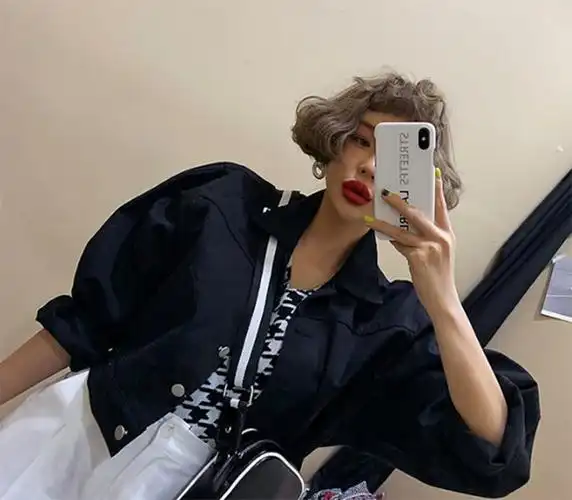 淘宝店铺装修潮流时尚个性夸张女装秋装外套风衣海报图片