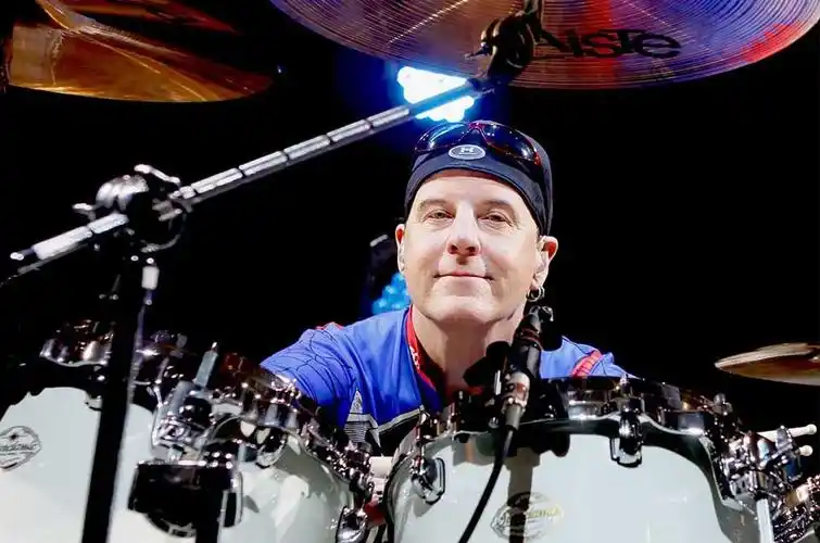 steelheart乐队鼓手桌面背景-1696 - 摇滚壁纸网