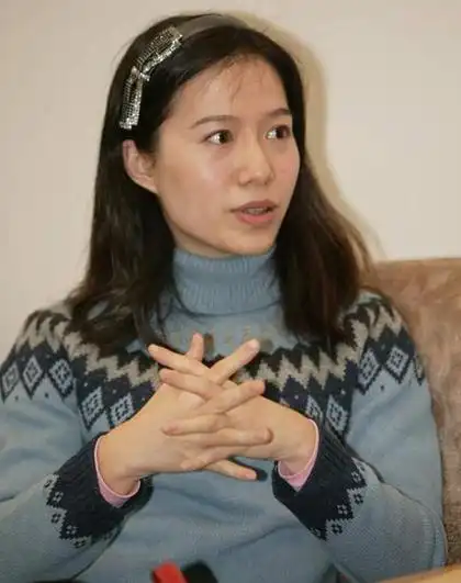 杜致礼很喜欢乖巧懂事的翁帆,夫妇俩还和翁帆合了照.此后