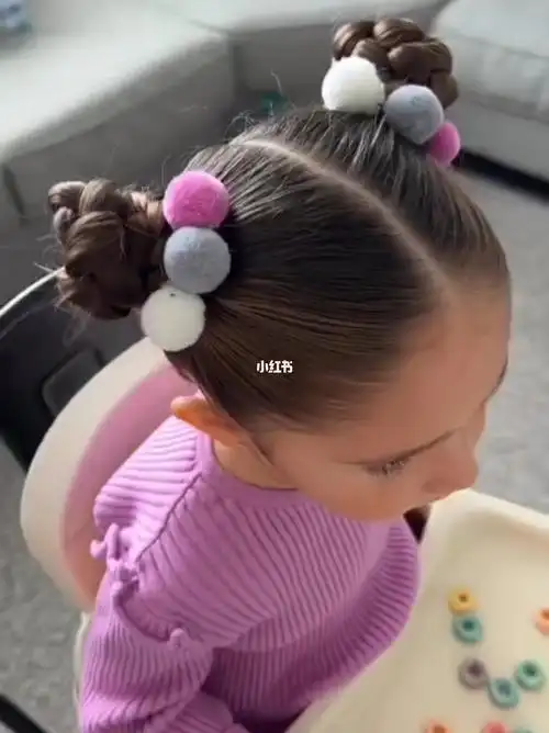 小女孩演出发型  #小女孩发型简单扎法  #幼儿园发型  #幼儿园日常