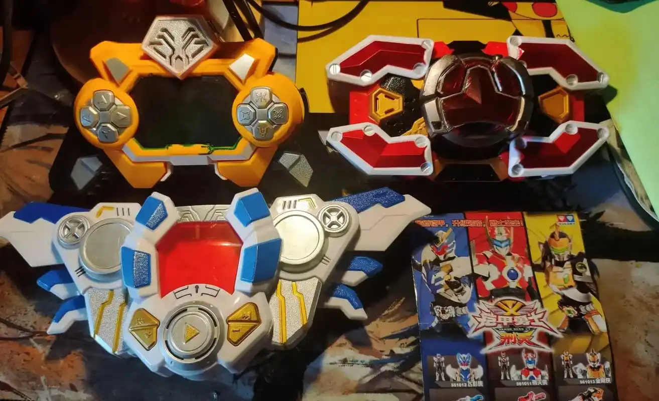 铠二召唤器卡盒收集完成,致敬陪伴我童年的铠甲勇士 #铠甲勇士 - 抖音