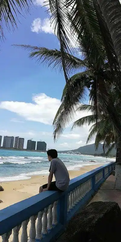 帅哥侧影(思考)