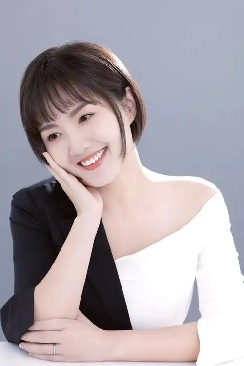 蒋小涵:我这辈子最正确的决定,就是在36岁高龄为普通丈夫生子