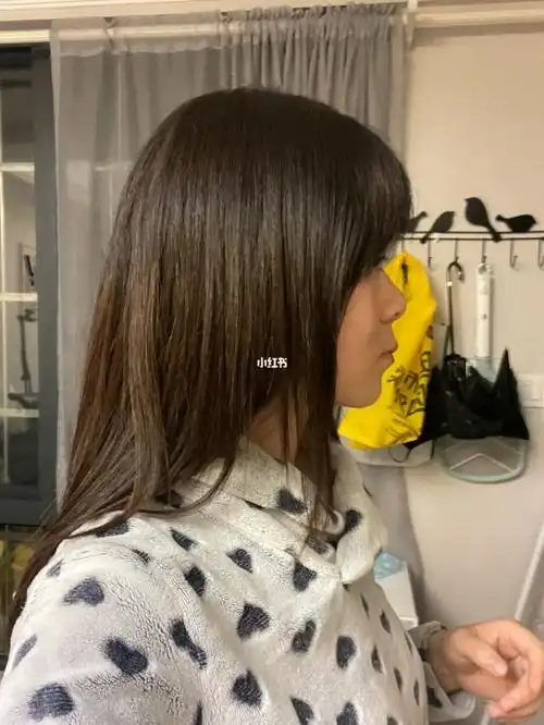 施华蔻染发膏羊脂绒深棕色一个半月后掉色成