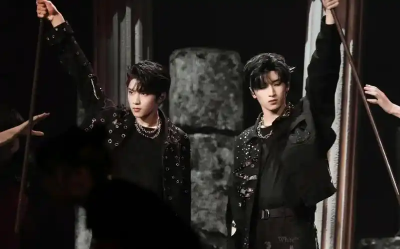 【刘耀文 严浩翔】"巴比伦百万转场"