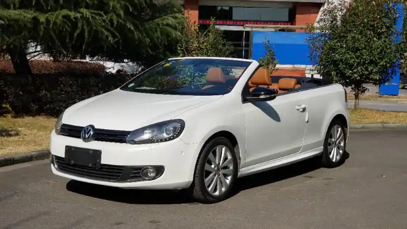 大众高尔夫敞篷跑车