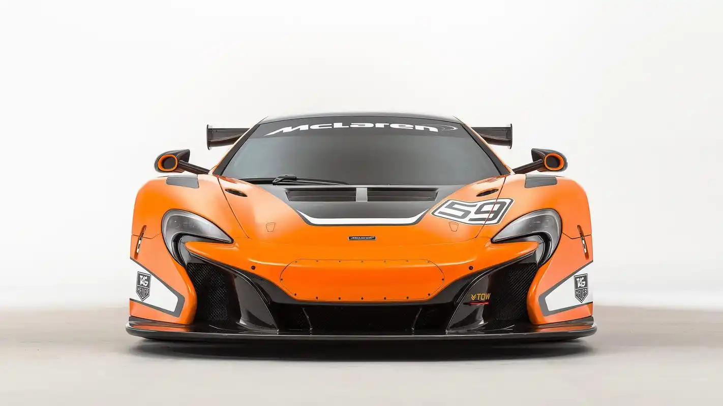 酷炫赛车迈凯轮650s gt3改装车桌面壁纸(二)