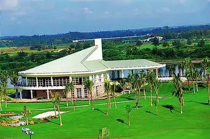 p>海南博鳌亚洲论坛国际会议中心高尔夫球会由海南中远发展博鳌开发