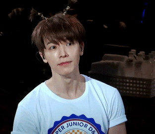 李东海gif帅气gif眼神gif可爱gif