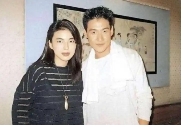 回顾罗美薇在最好的年纪嫁给张学友婚后生两女美满幸福