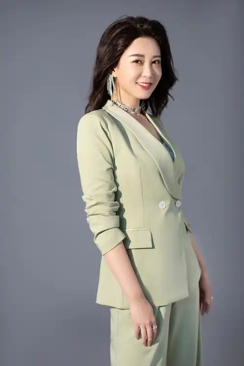 class="ref" data-ctrid="svnwombqby7s">周媛媛,中国内地青年演员