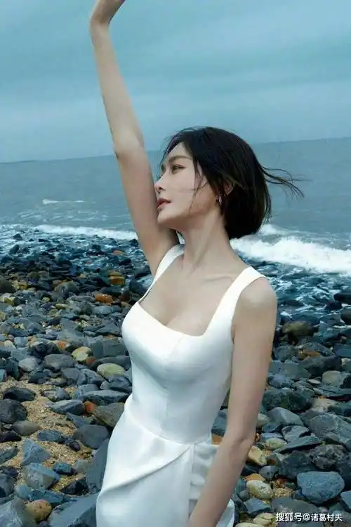 秦岚,真正的人间极品尤物!