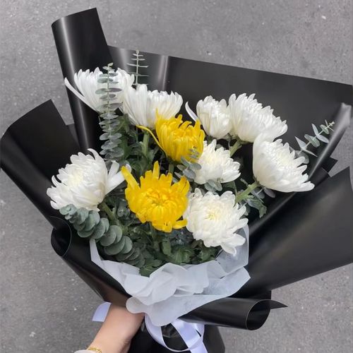 祭奠长辈的鲜花图片(祭奠长辈的鲜花图片及价格)