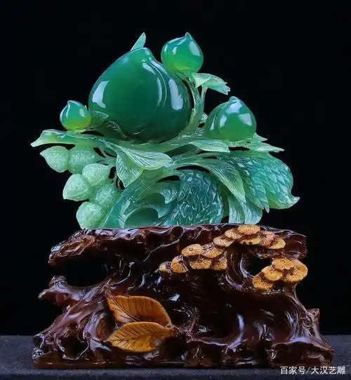 世界玉石之王正是被人认为不值钱的岫玉