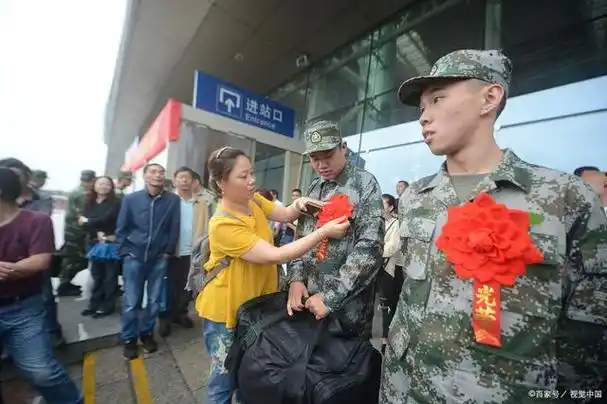 大学在读的时候你有没有报名参军