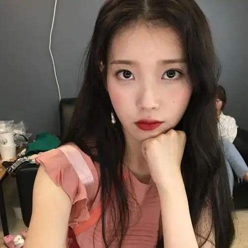 精选iu自拍每一张都美美哒