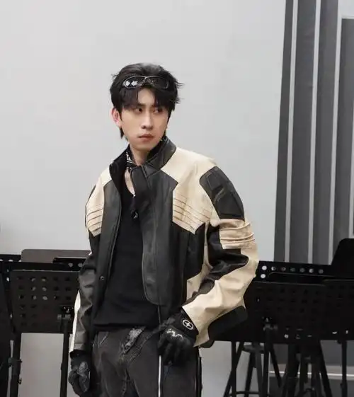 《狗剩快跑》蒋易:喜剧人出身,贵人运十足,可惜长相拖了他后腿_腾讯