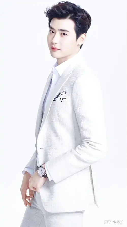 po一下你眼里李钟硕最帅的照片? - 知乎