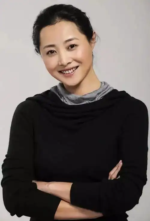 但也有人说,刘蓓之所以选择张健,还是看中他编剧和导演的身份