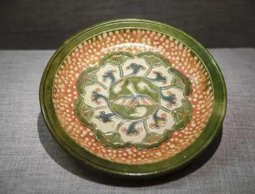 洛阳博物馆馆藏文物,唐代,三彩飞雁荷花纹