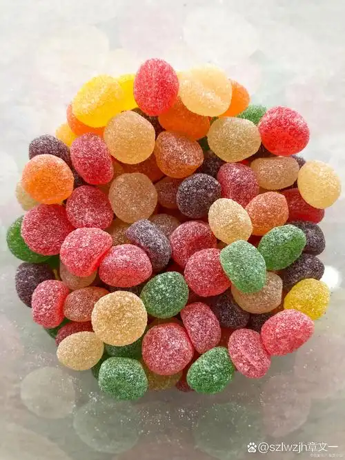 但长大后才明白,生活中的苦,远非一颗糖果那么简单