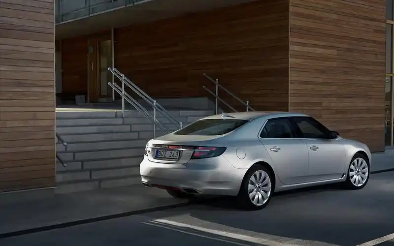 萨博sedan电脑桌面壁纸