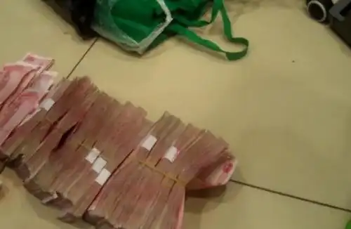 七旬老太将13万现金寄存超市储物柜,长达10天未来领取