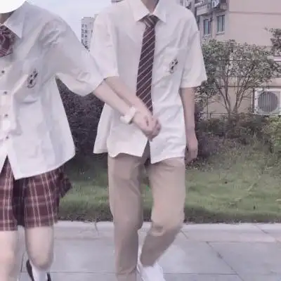 学院风青春校服情侣 生活明朗,_情侣头像_我要个性网