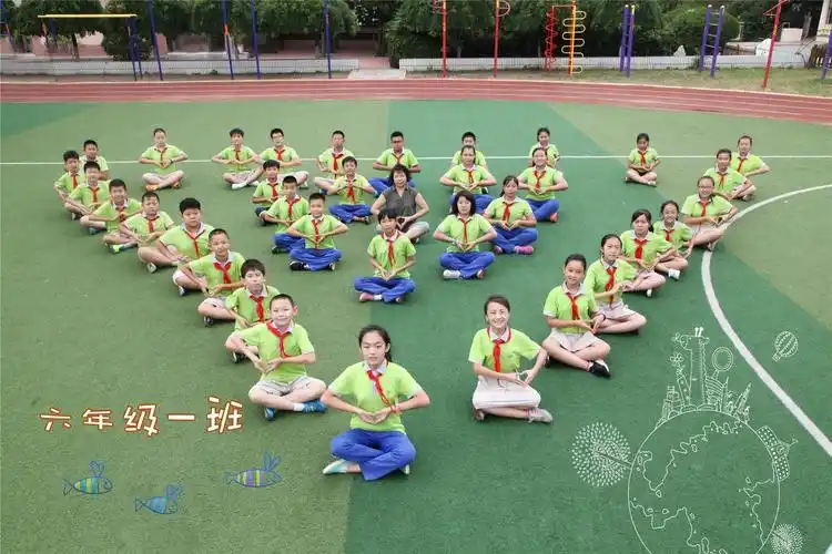 班级建设丨美片来袭看我们的创意班级集体照