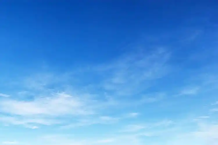 蓝天白云蓝色天空意境美