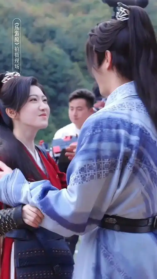 许凯景甜乐游原