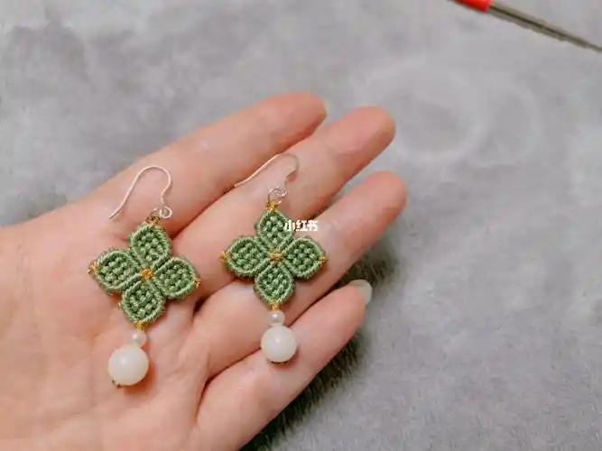 简单绳编四叶草耳环